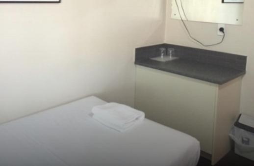 Stag Park Accommodation 타우포 호 외부 사진